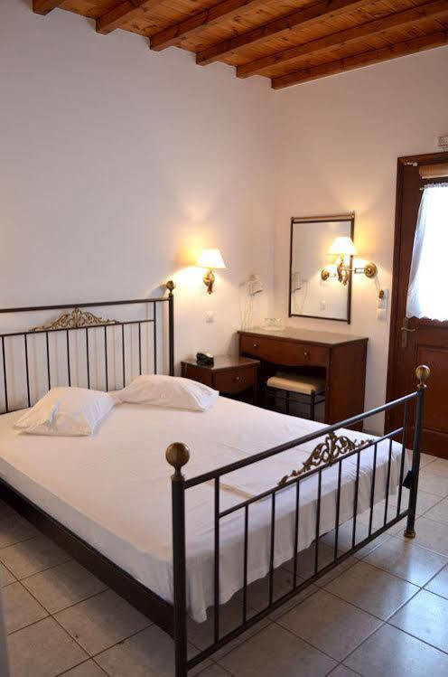 Nisiotiko House In Tinos Near The Beach Агиос Йоанис Екстериор снимка